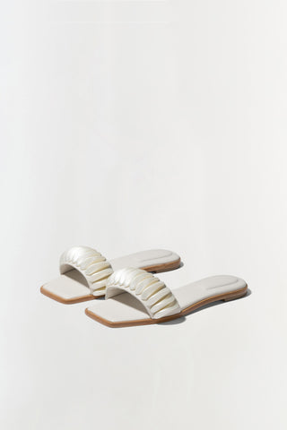 Pearlized Ripple Sandal