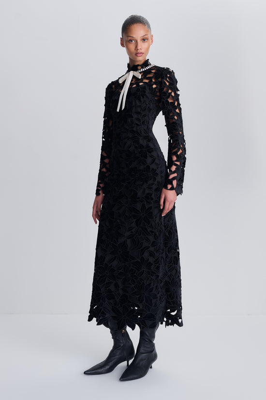 Thiora Velvet Embroidered Lace Midi Dress