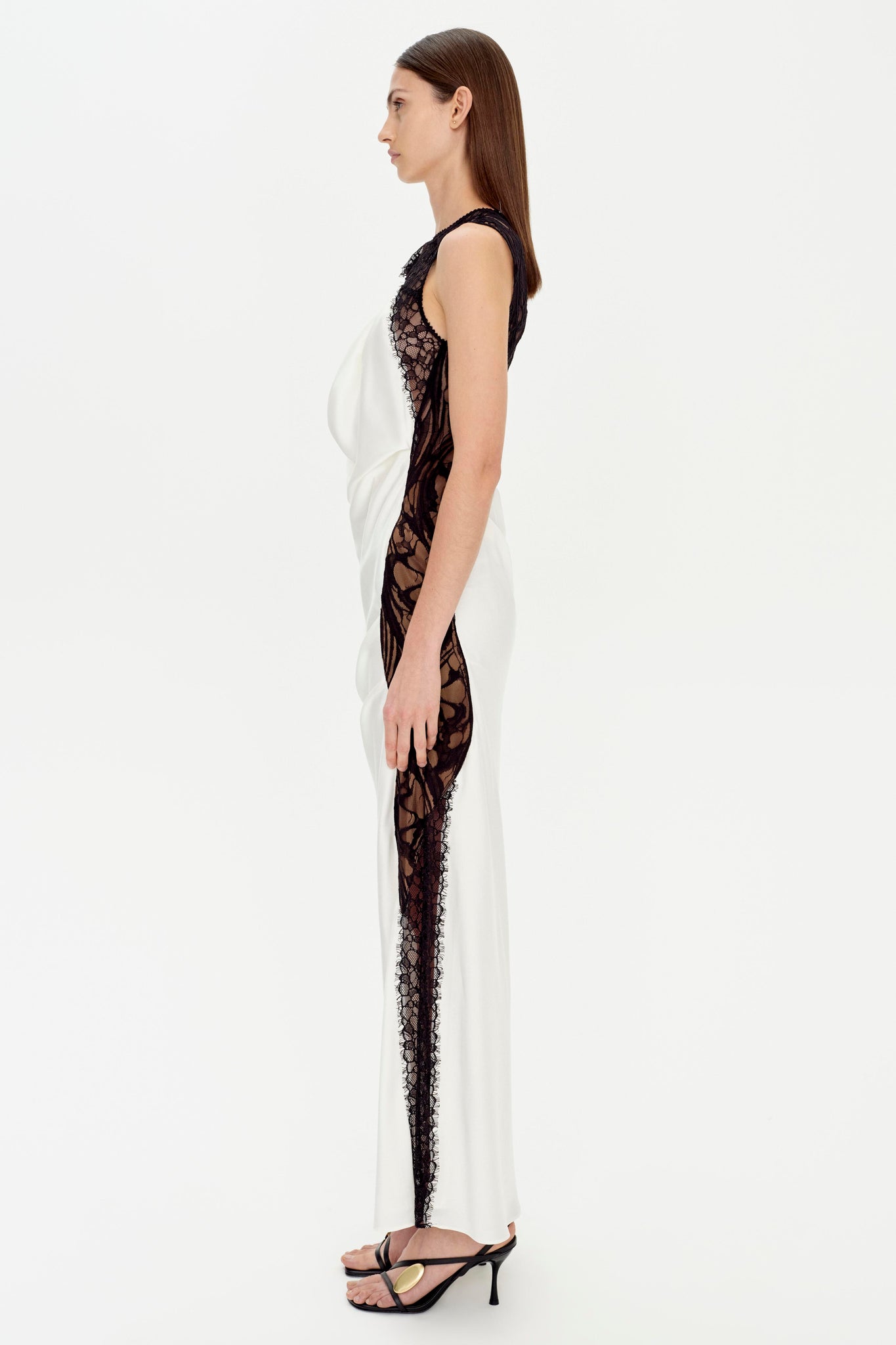 Vea Gown