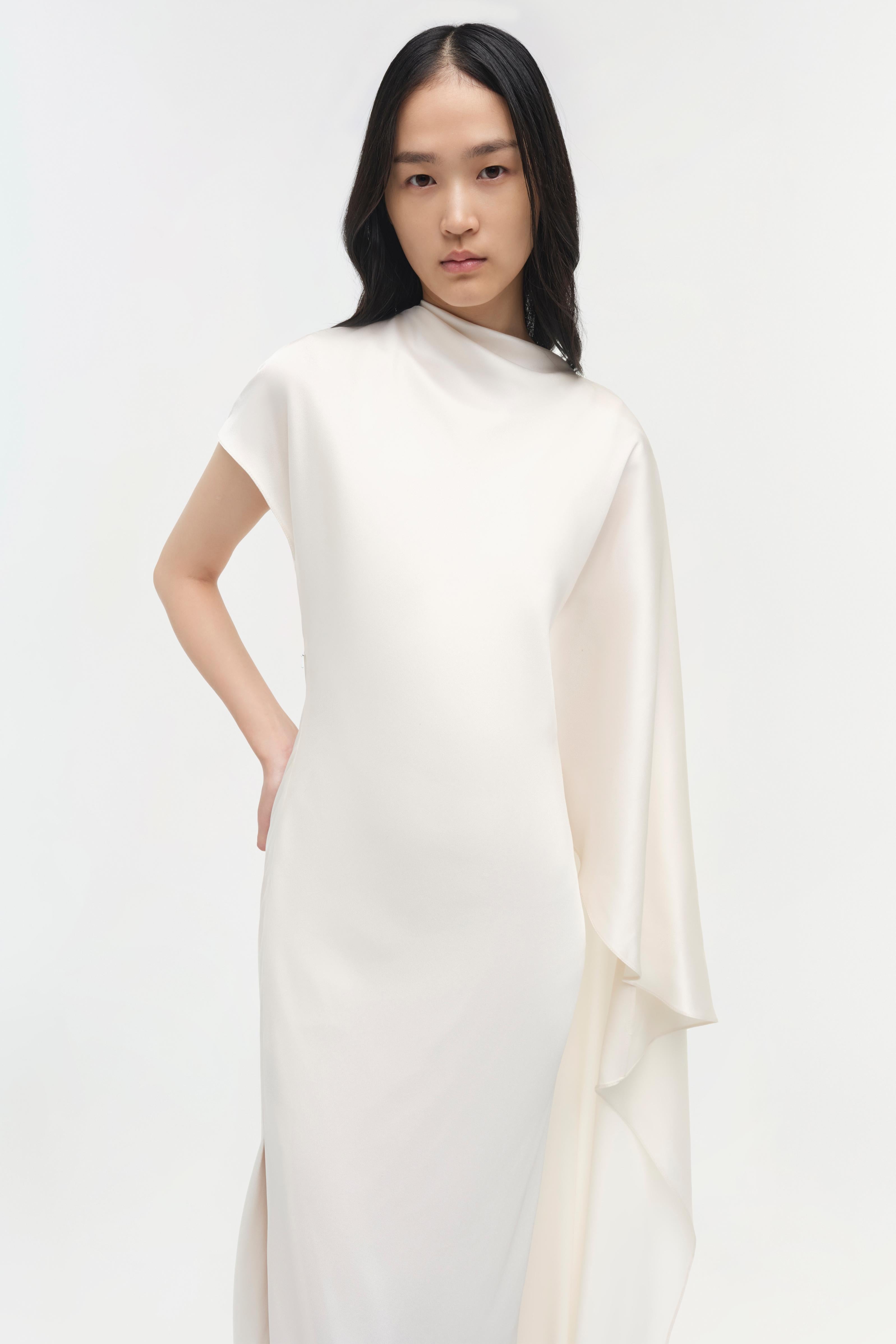 unique designer gown dress Details that demand a second look. From the flawless fit to the intricate crystal cascading, we design for the woman who loves to stand out. Dress: @houseofmaryjane