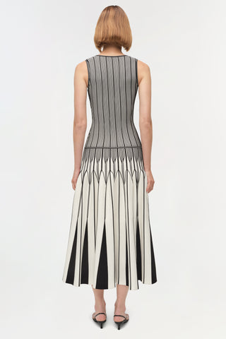 Oaklen Illusion Knit Midi Dress