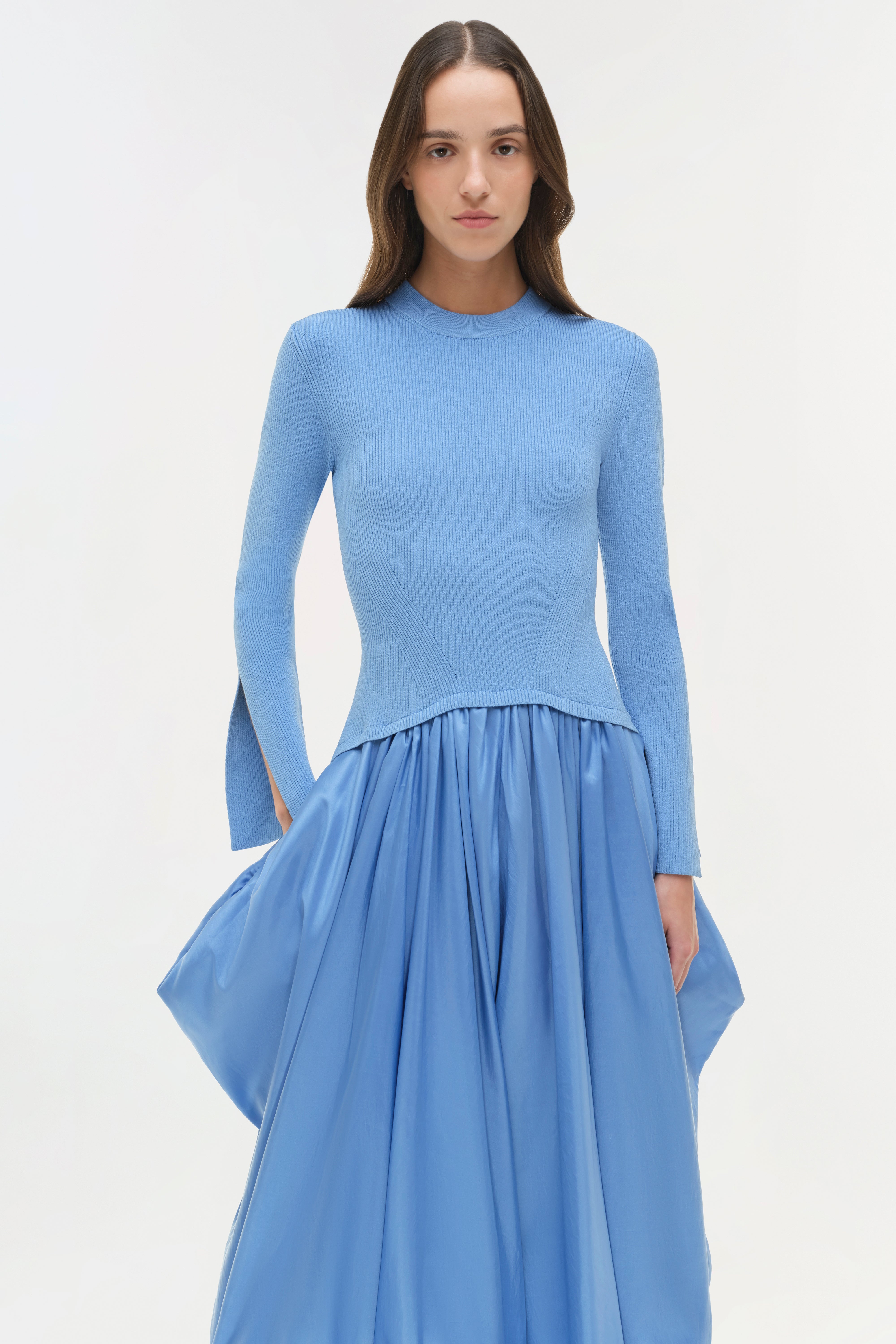fynlie knitted dress with pleated skirt Knitted dress with pleated skirt in glittering yarn - Cream