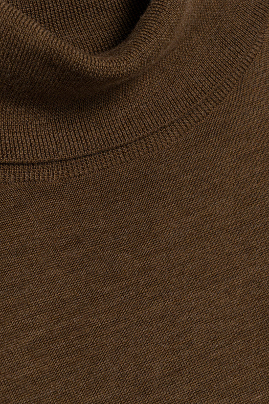 Aaliyah Merino Wool Turtleneck