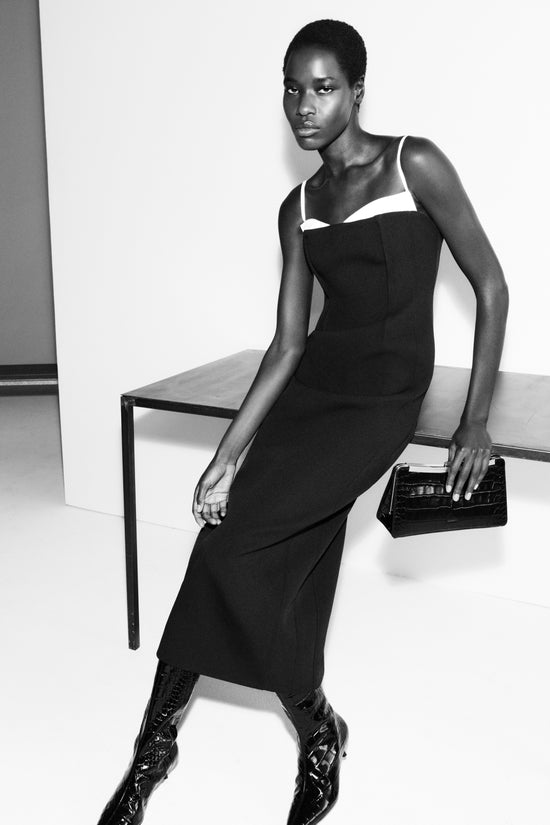 Kristen Abito Midi