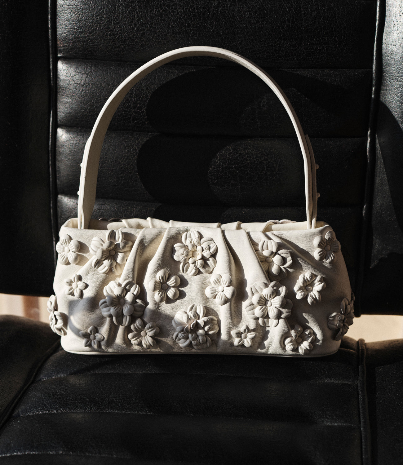 Devon Suede Tote – SIMKHAI