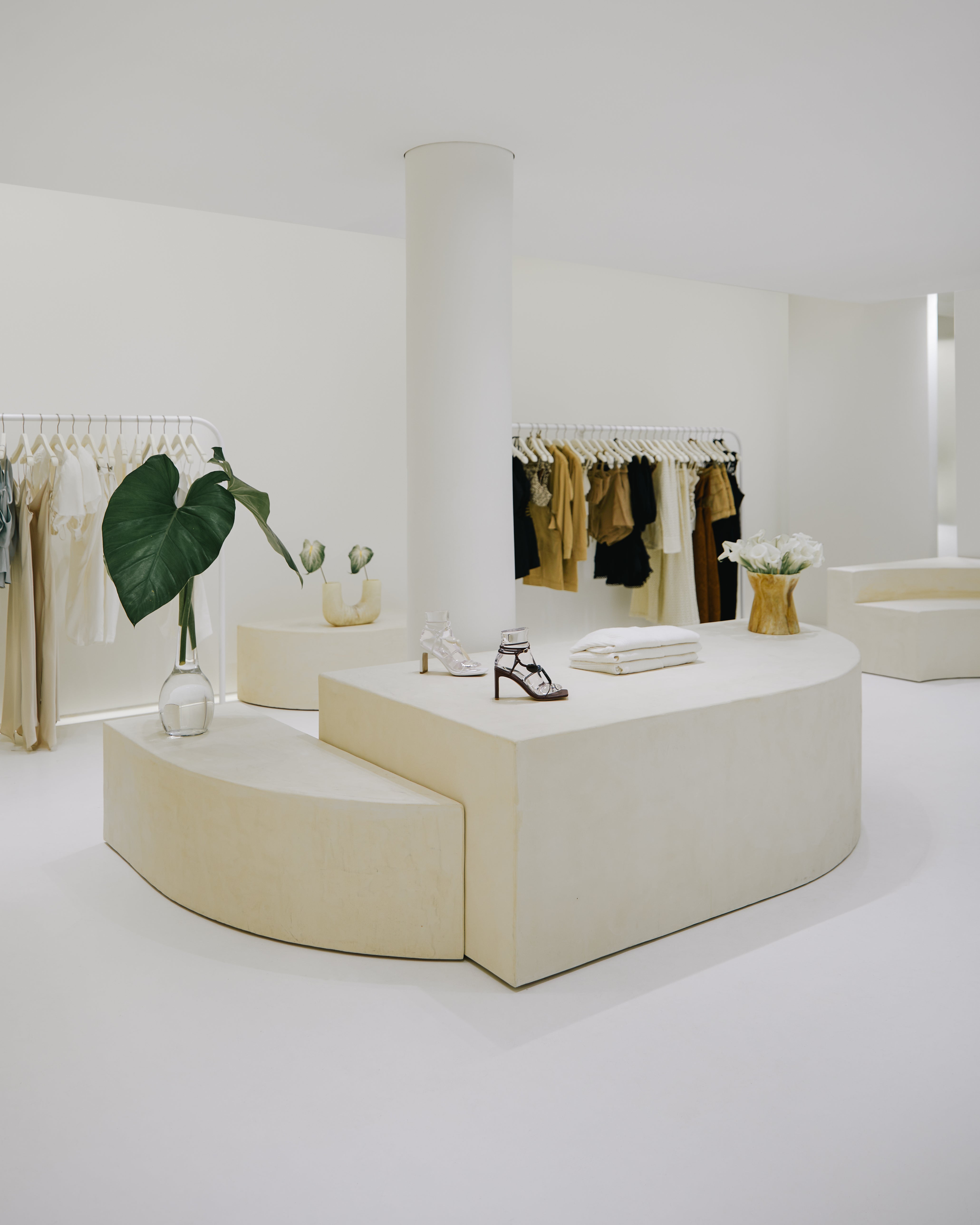 Our Stores | Store Locations | SIMKHAI