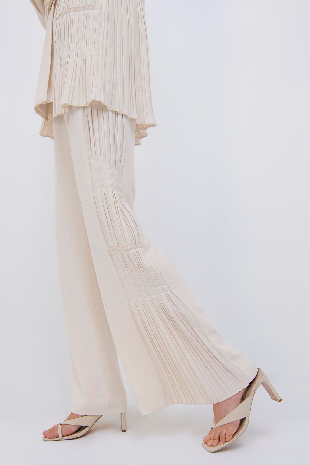 Kerry Pleated Wide Leg Pant